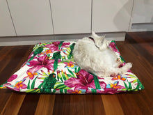 Load image into Gallery viewer, Dog Bed